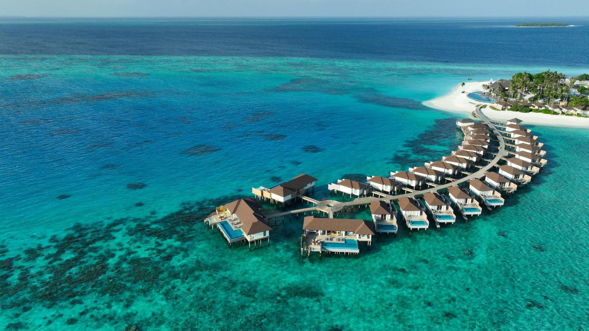 Avani Plus Fares Maldives Resort - 50 Percent Off On Seaplane Transfer For Minimum Stay Of 3 Nights And More For Stays Until 31 October 2025 Kendhoo المظهر الخارجي الصورة